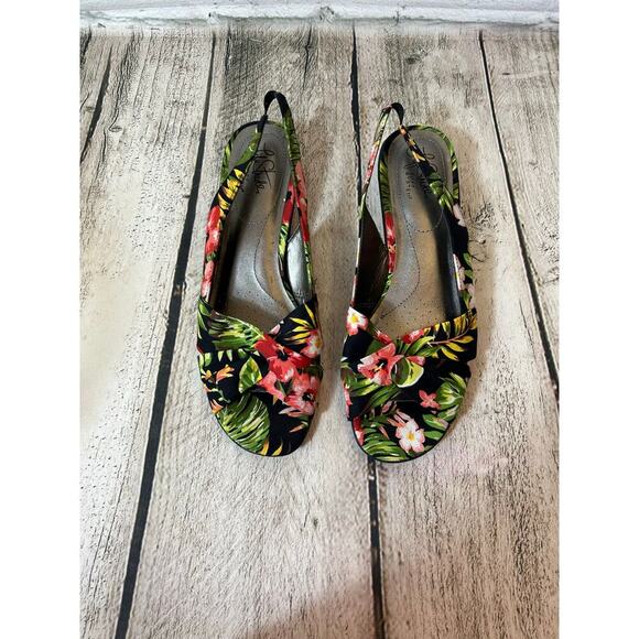 LIFESTRIDE Women’s Mimosa 2 Floral Slingback Sandals / Size: 8.5 - Picture 2 of 11